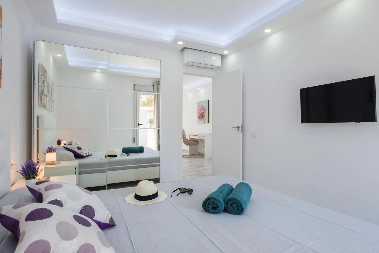 Holiday home Bellavista Luxury House Climatized Pool Solar Green Caleta De Fuste