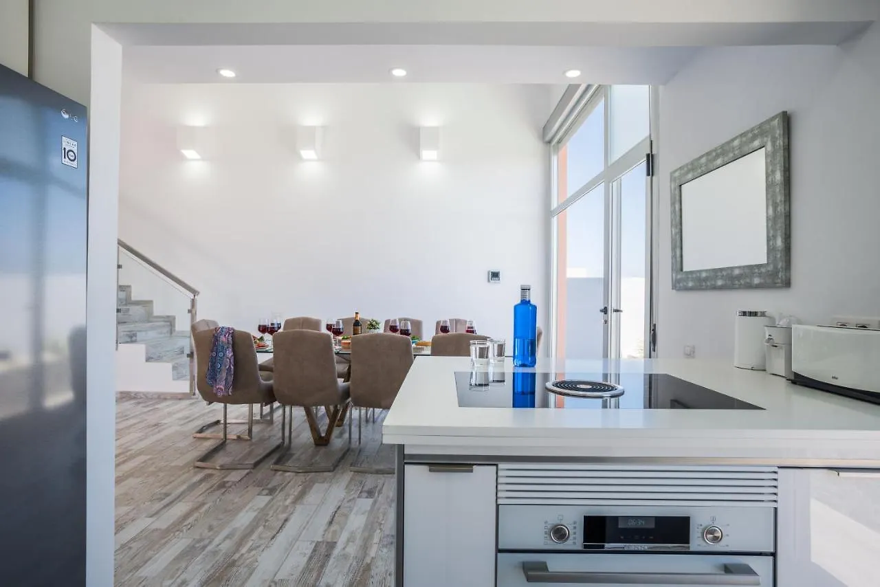 Holiday home Bellavista Luxury House Climatized Pool Solar Green Caleta De Fuste Spain